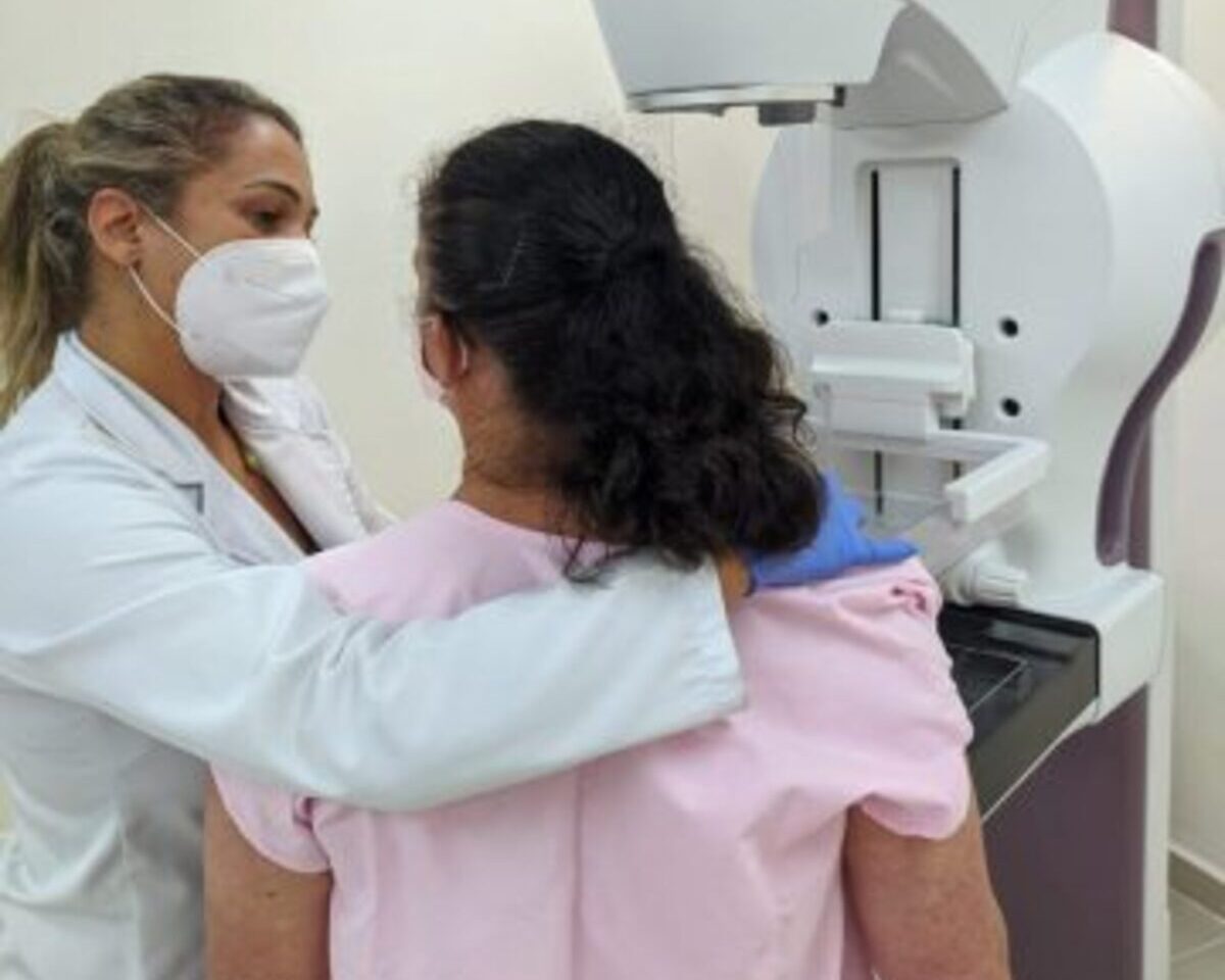 Novo mamógrafo digital começa operar na Uopeccan de Cascavel