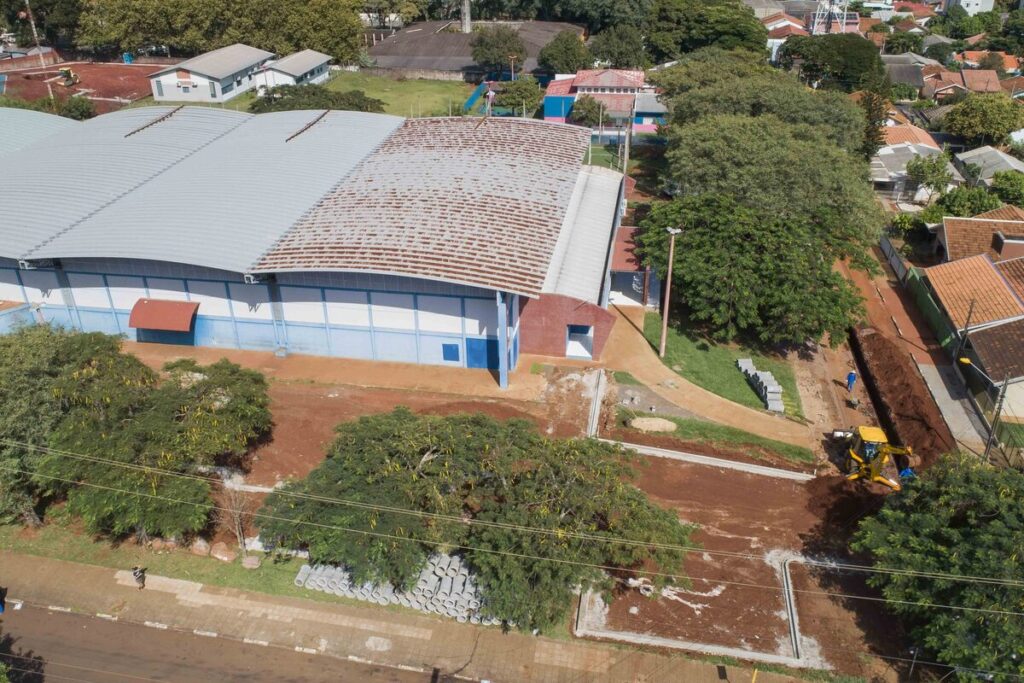 Obras no entorno do Ginásio de Esportes Euzébio Garcia são iniciadas