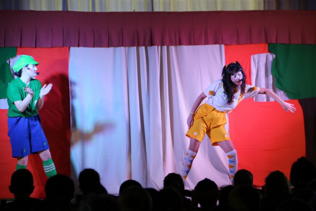 Em Maripá, peça teatral reforça o combate ao abuso e exploração sexual de crianças e adolescentes