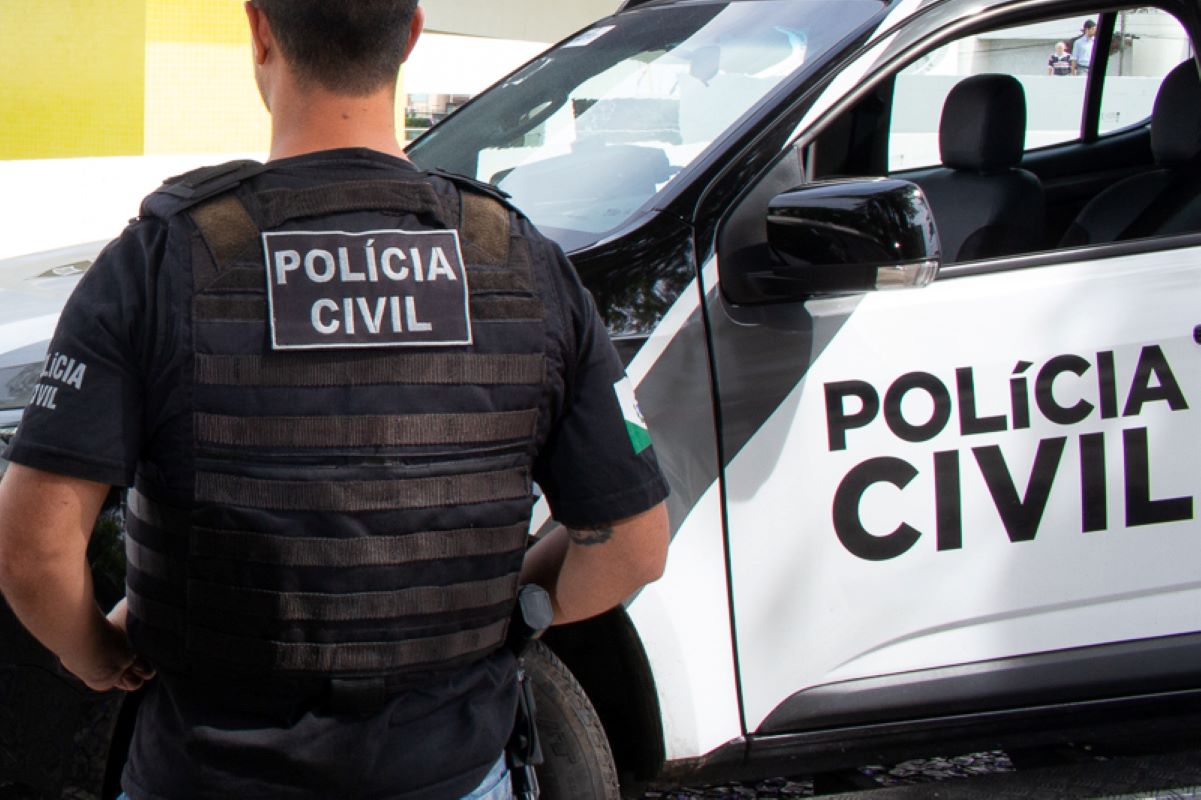 Polícia Civil apreende armas e prende mulheres em Foz do Iguaçu e Cascavel