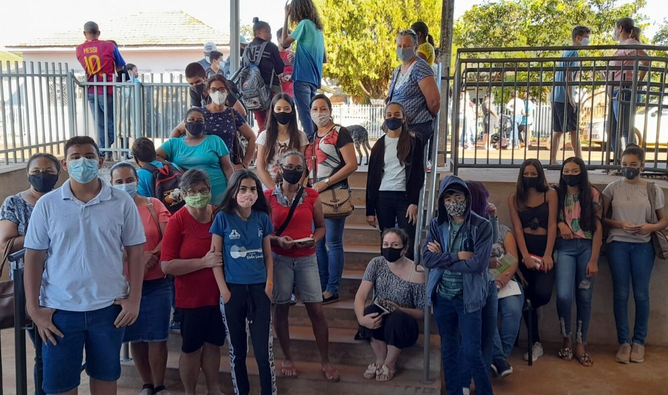 Saúde anuncia mutirões e mudança no intervalo de aplicação da vacina contra Covid-19