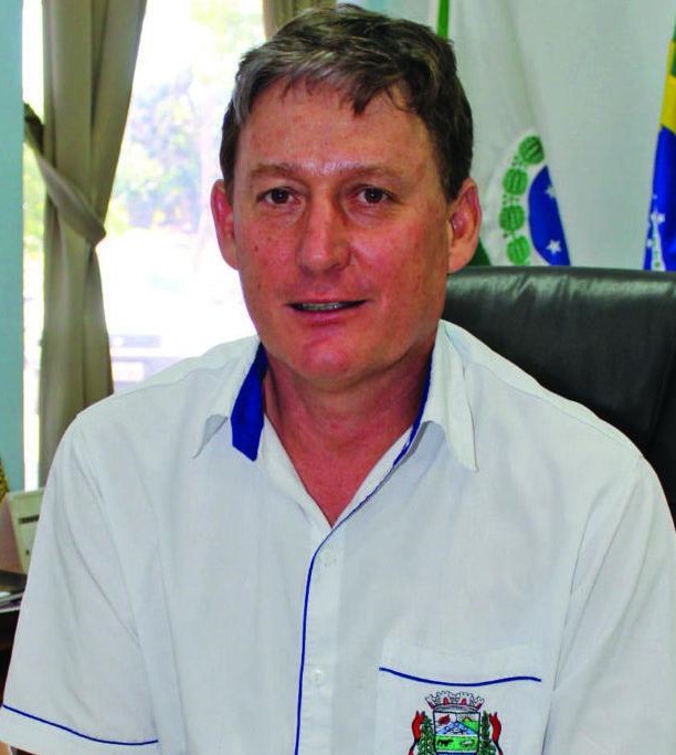 MPPR emite recomendação administrativa para que prefeito de Entre Rios do Oeste se abstenha de fazer promoção pessoal em publicidade oficial