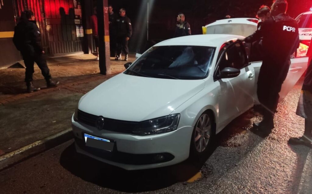 Polícia Civil prende um morador de Toledo e um paraguaio com drogas e munições