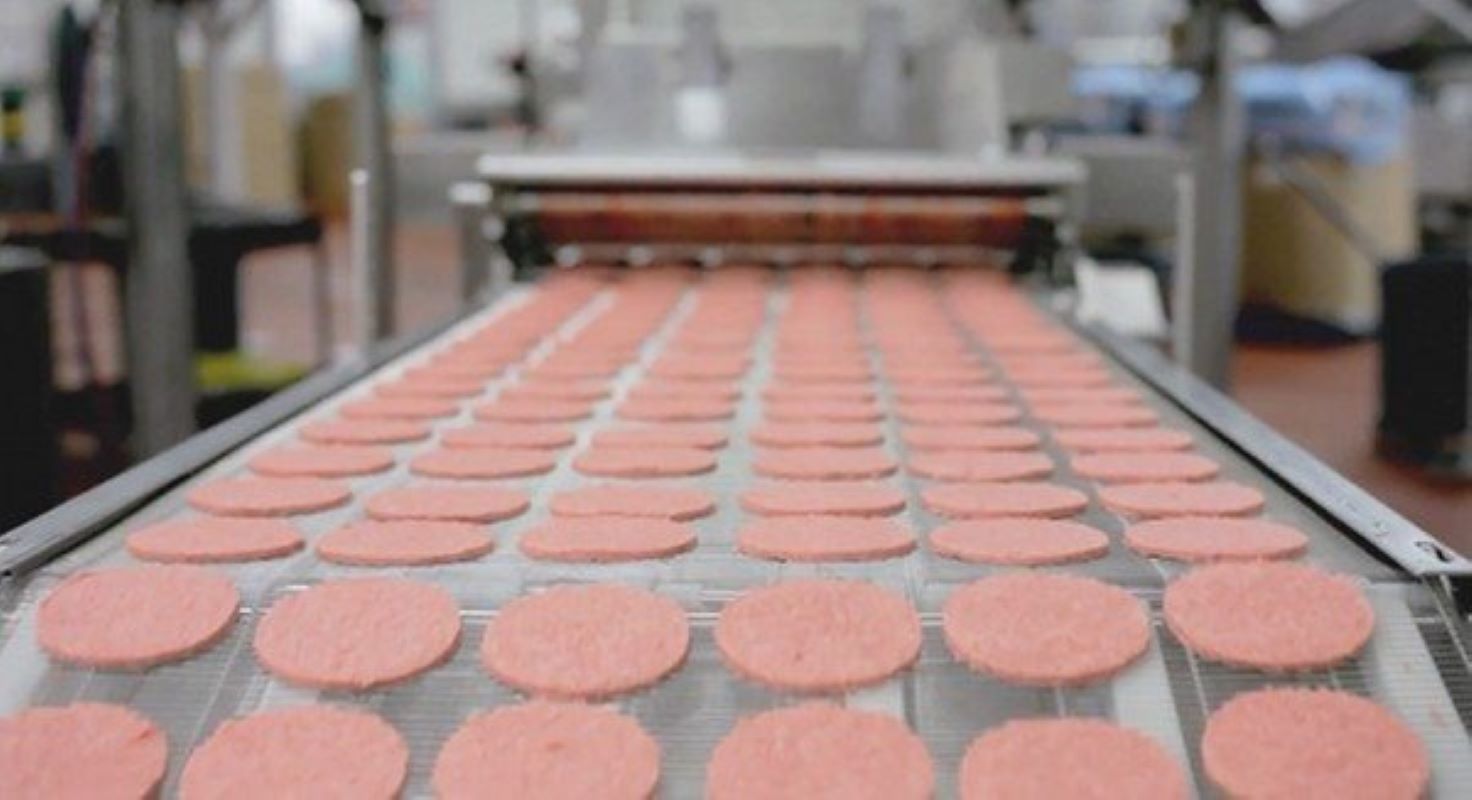 Publicado novo regulamento para produção de hambúrguer