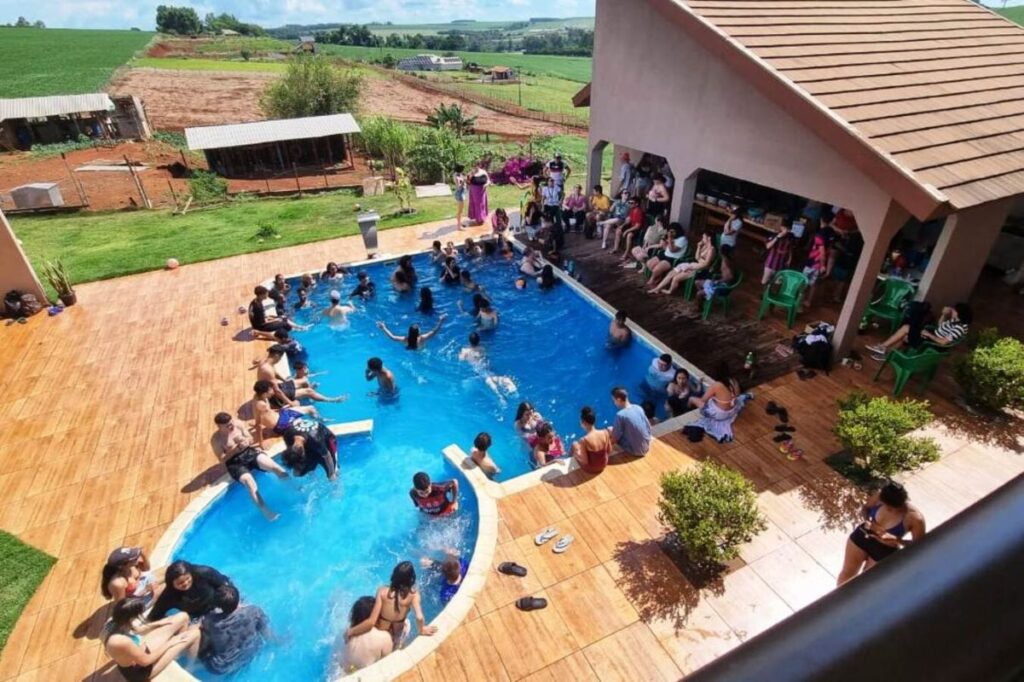 Projovem Adolescente encerra ano com atividade recreativa em Toledo