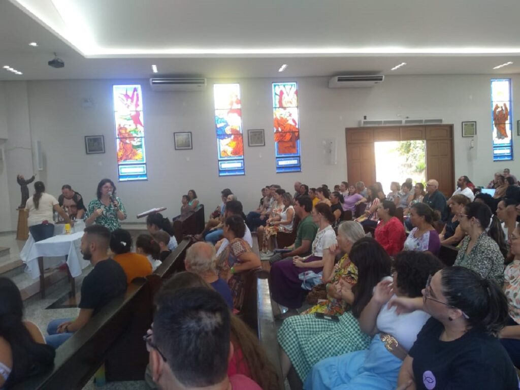 Retiro de oração por cura e libertação reúne fiéis em Toledo