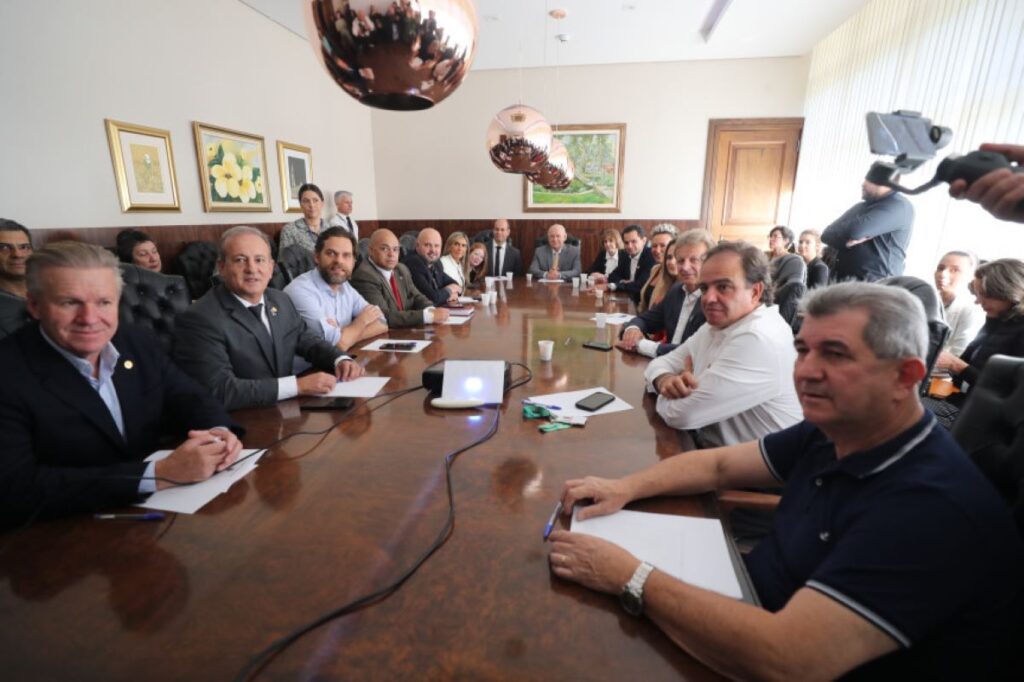 Alep homenageia pessoas que atuam na defesa dos direitos e da inclusão do autista