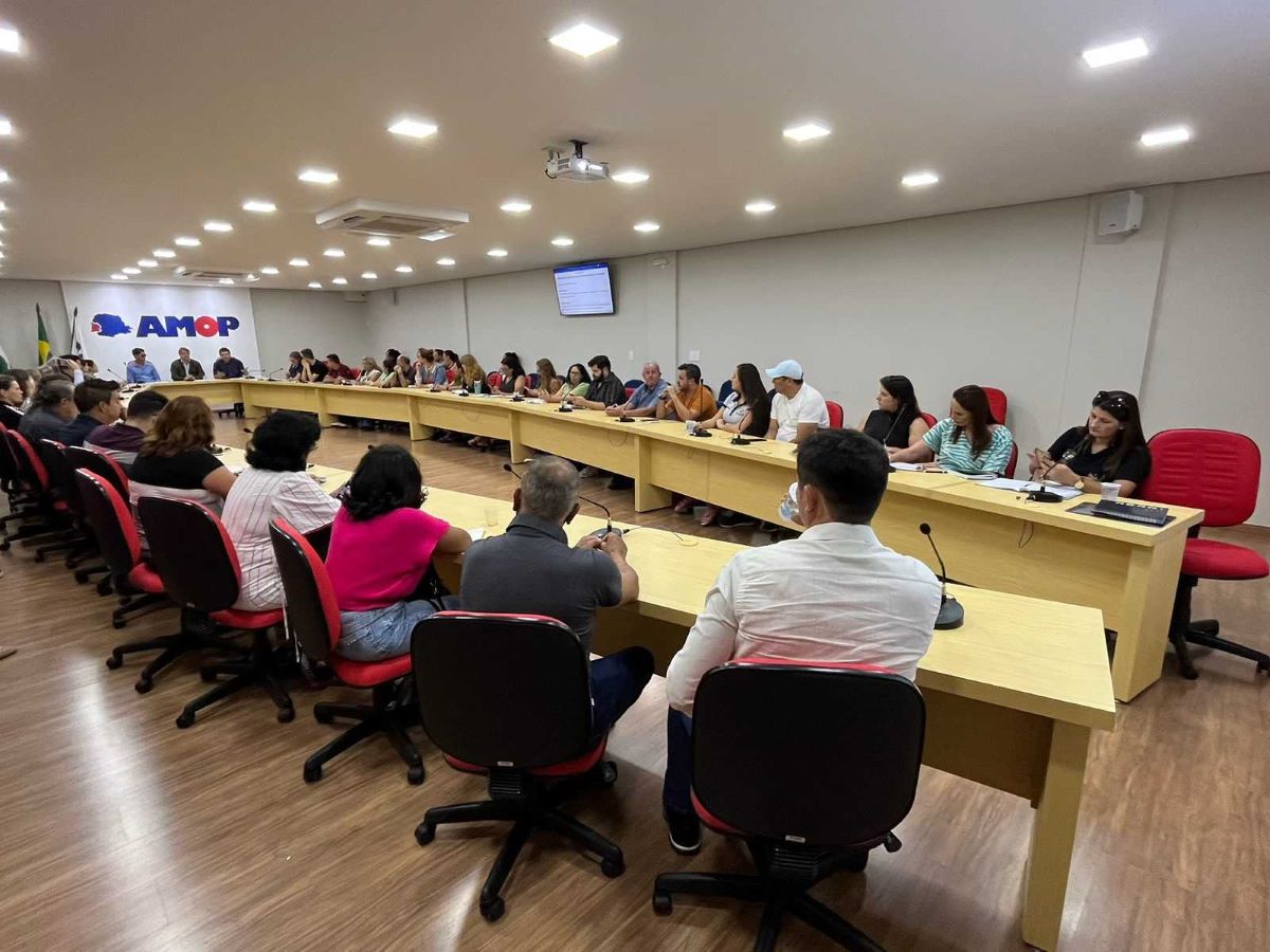 Reunião define cidades que receberão XVIII FERMOP
