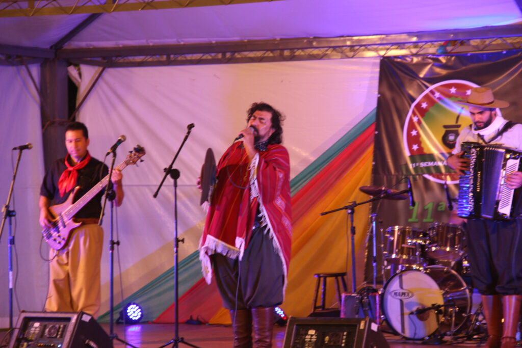 Com sucesso de público 11ª Semana Farroupilha encerra com show do Xirú Missioneiro