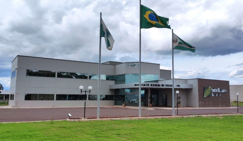 Há 55 anos, o Sindicato Rural de Toledo recebia seu “registro de nascimento”