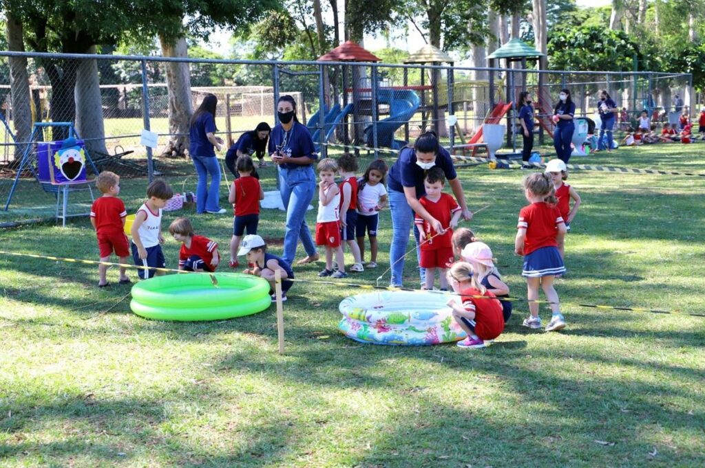 Contação de histórias, brincadeiras, música e piquenique animaram a Tarde Recreativa Lassalista