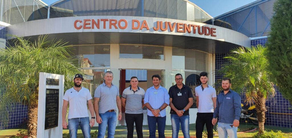 Comitiva de Ibema visita Secretaria da Juventude de Toledo