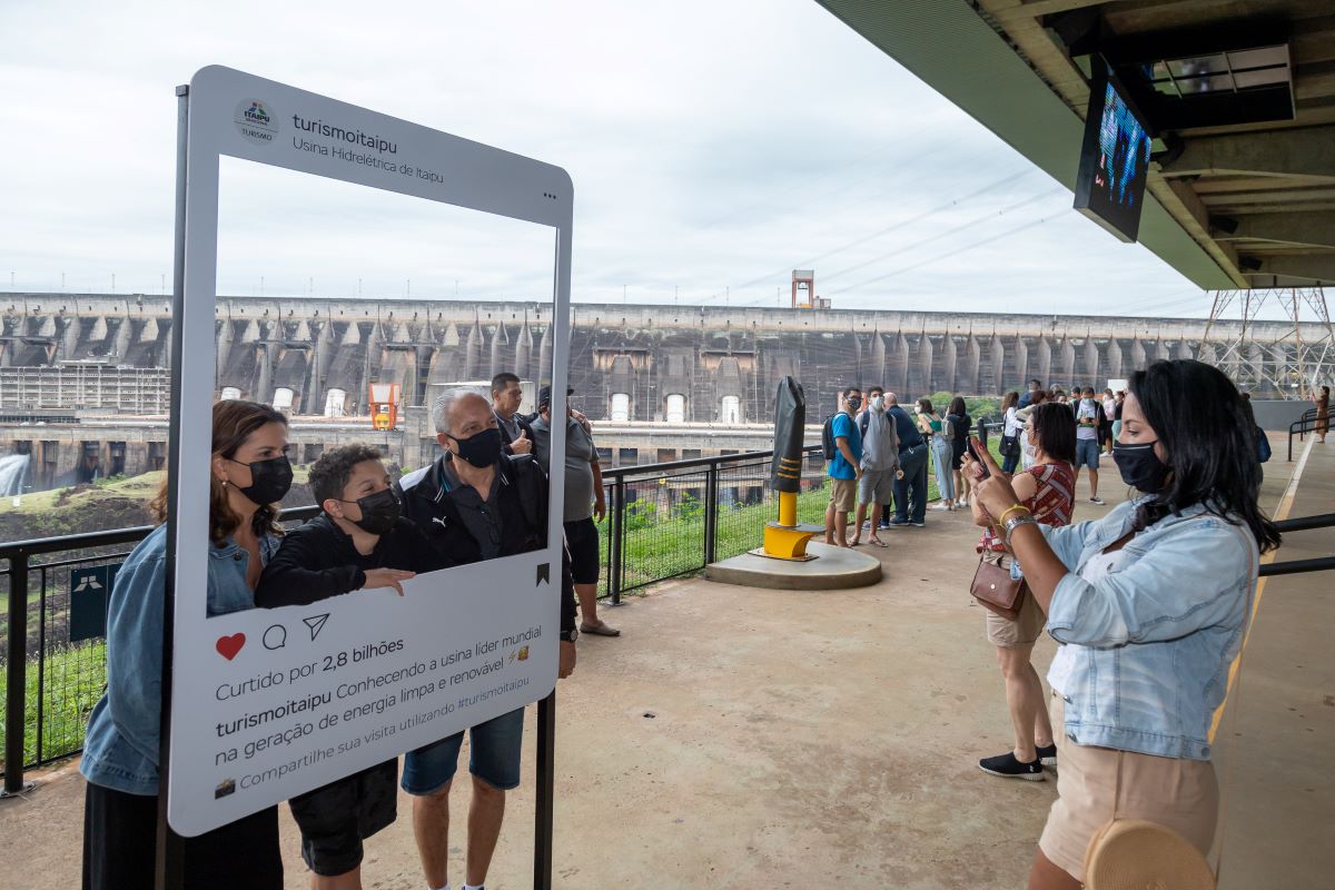 Em meio a feriadão movimentado, Itaipu fecha outubro com melhor resultado turístico do ano