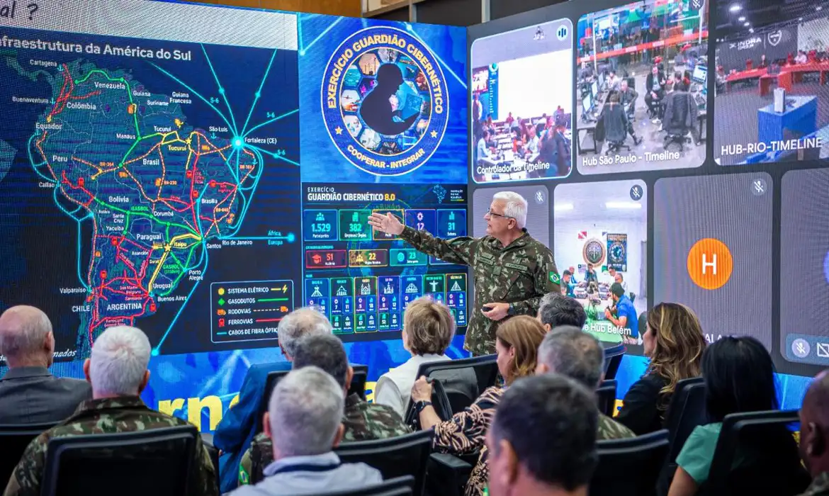 Exército Realiza Simulação de Defesa Cibernética Diante de Alertas sobre Segurança Eleitoral